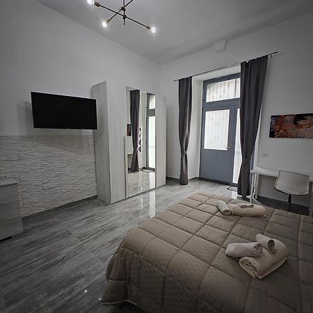House Catania Garibaldi Street Apartman Kültér fotó